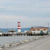 Podersdorf am Neusiedler See lädt Sie zu einem Besuch ein: Der Leuchtturm am Strand ...